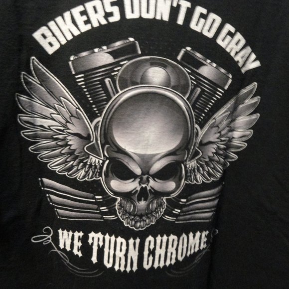 Biker Skulls~Bikers don't turn gray.... Back side only T~NWOT~Retirement - Picture 2 of 3